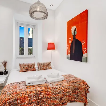2br Renovated Duplex - Ac - Lx Factory Διαμέρισμα